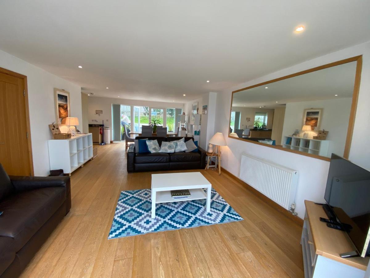 Ohana House - Unbeatable Location - Uk'S Best Beaches Ньюки Экстерьер фото